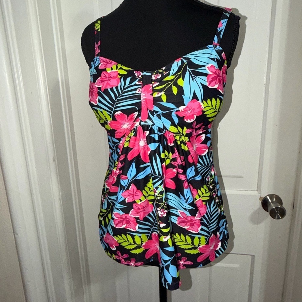 Women's size 10 swim top, Floral Print Women's Top, swimsuit swim shirt